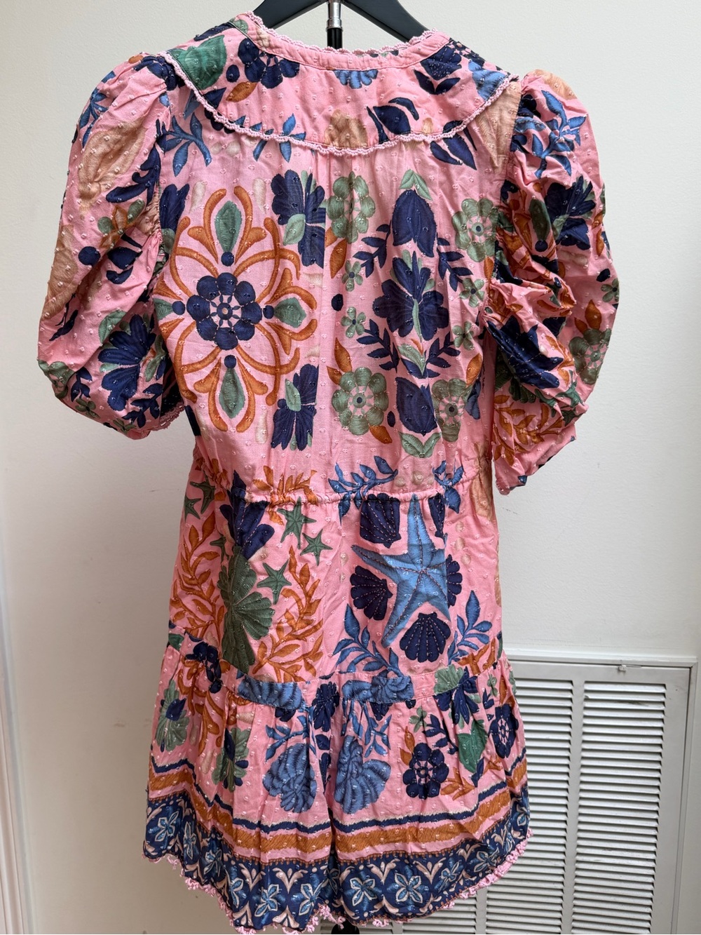 FARM Rio Pink “Seashell Tapestry” Puff Sleeve Tassel Mini Dress Size S - Picture 14 of 16